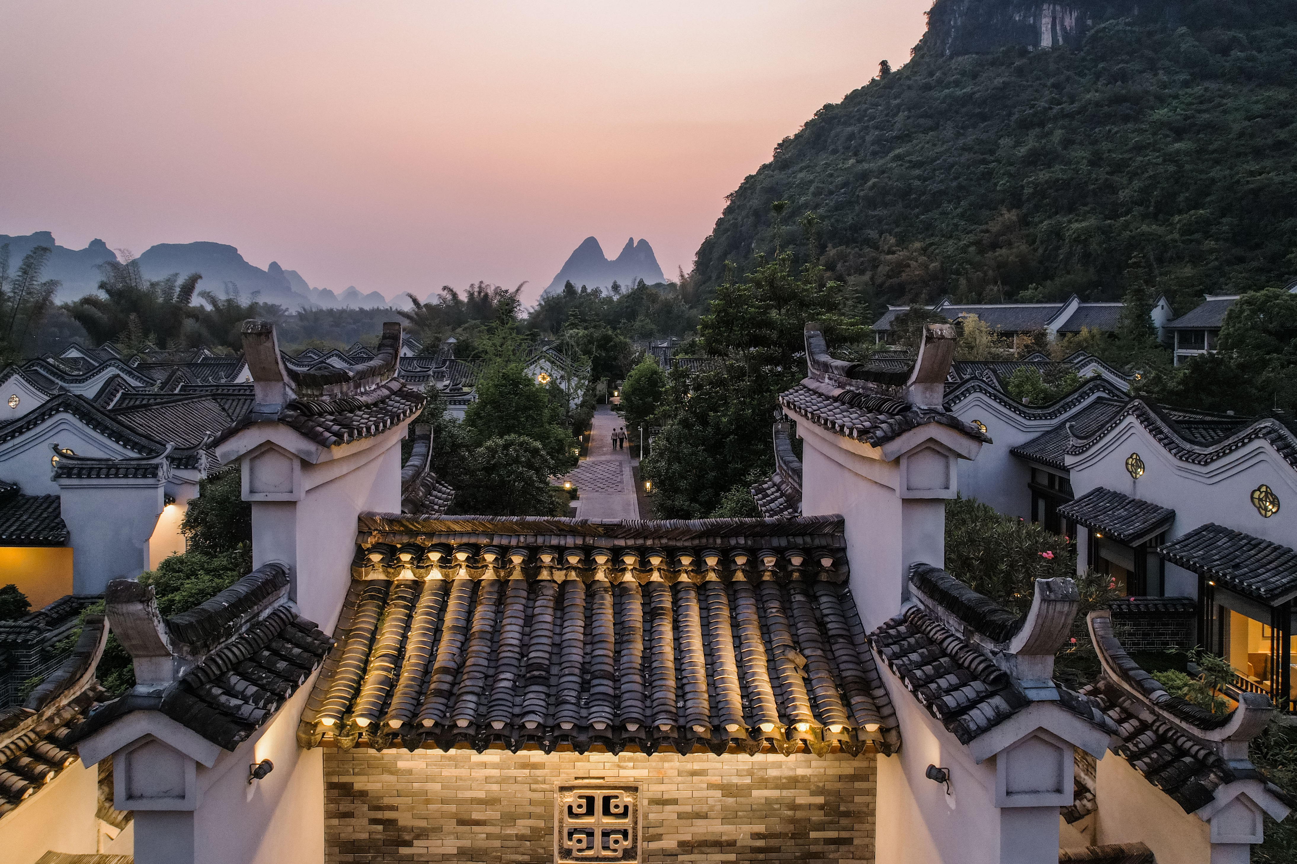 BTCNYS-Hotel Aerial Photo